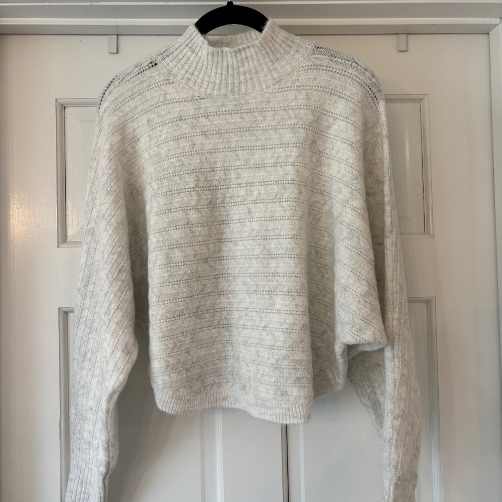 Flat White Los Angeles Sweater